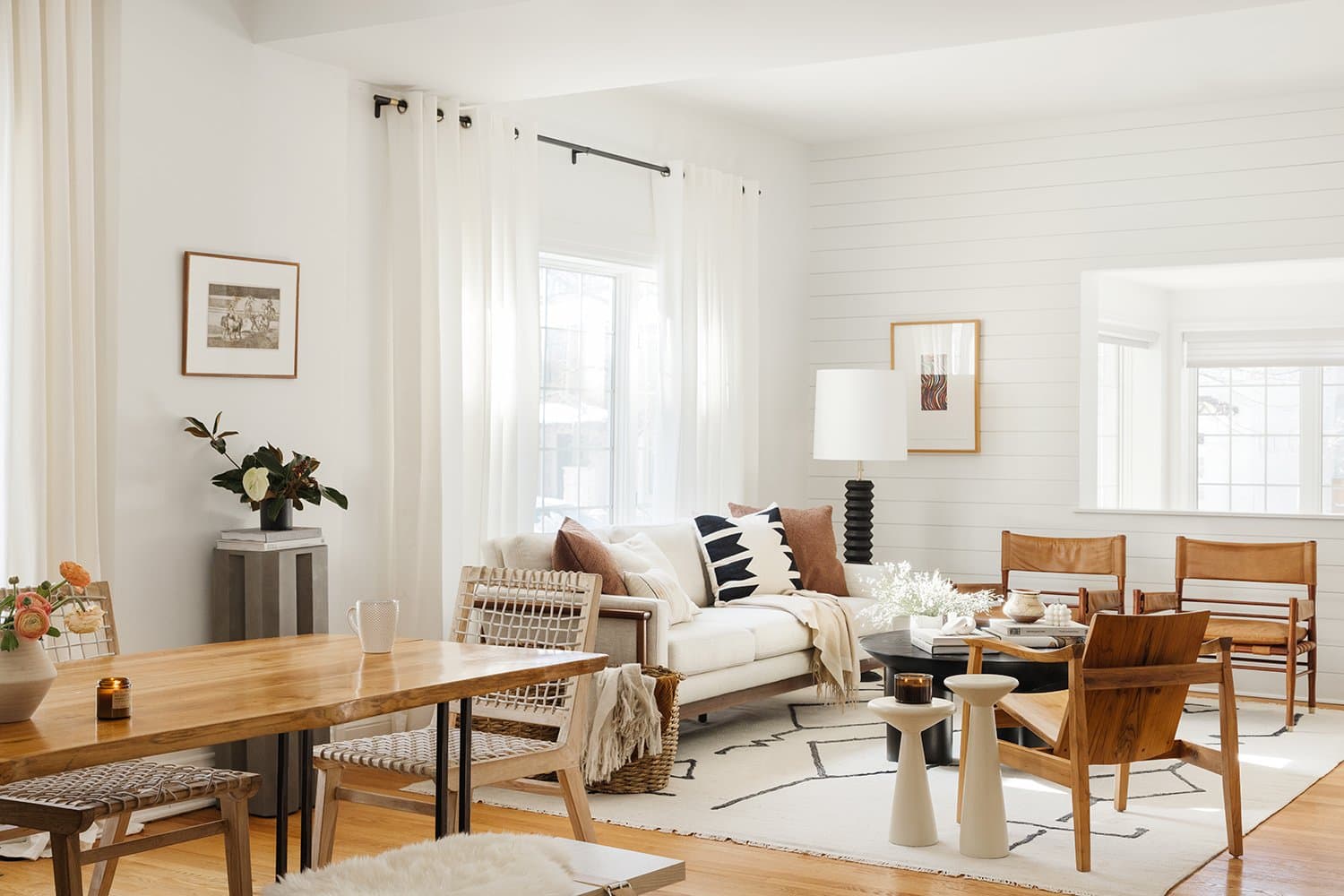 Make a Multi-Functional Dining Room with a Harmonious Colour Scheme image 3